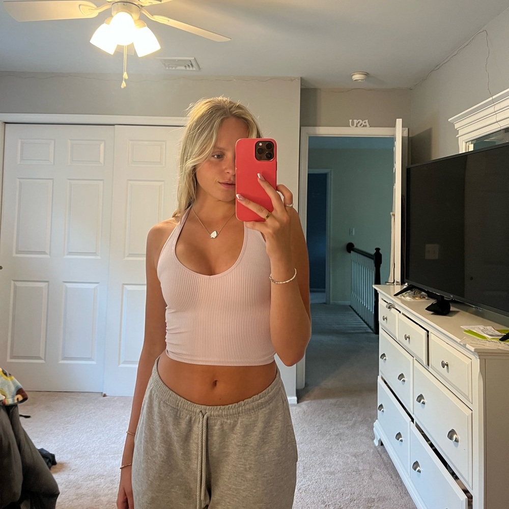 Pinkish/purple halter top